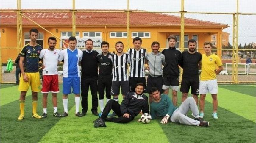 Ayvalık Myo&rsquo;nun B&ouml;l&uuml;mler Arası Turnuvası Sona Erdi