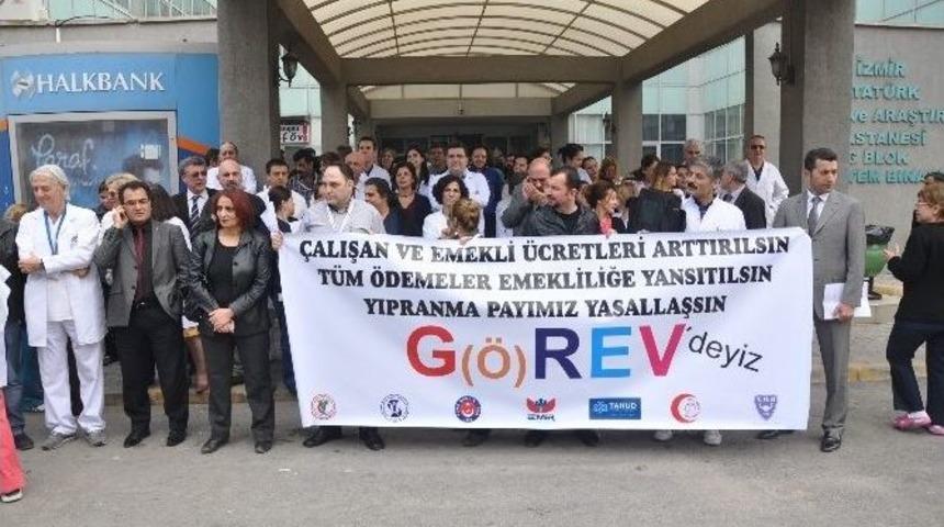 Sağlık &Ccedil;alışanları İş Bırakıyor