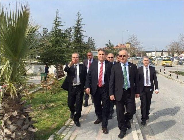 Cb&uuml; Hafsa Sultan Hastanesi&rsquo;ne Yunusemre&rsquo;den Destek 2