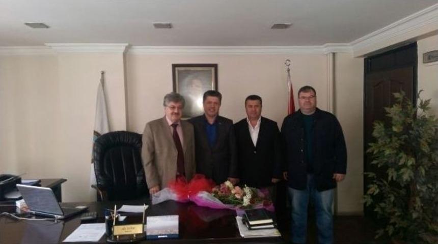 &Ouml;zkan&rsquo;dan Esnaf Odası Başkanına Ziyaret