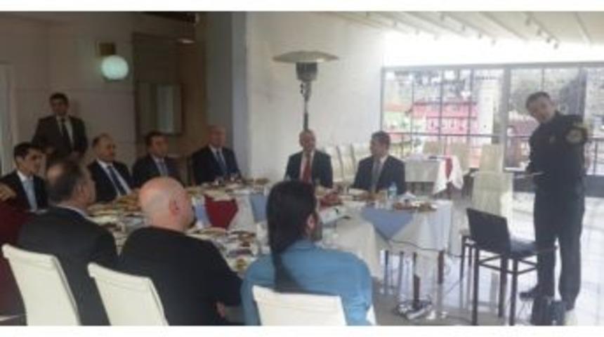 Amasra&rsquo;da Turizm Sezonu Hazırlıkları Toplantısı Yapıldı