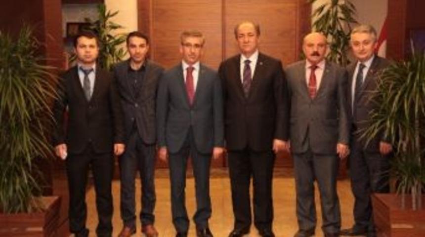 Ak Partili Bozkurt&rsquo;tan Vali Kara&rsquo;ya Nezaket Ziyareti