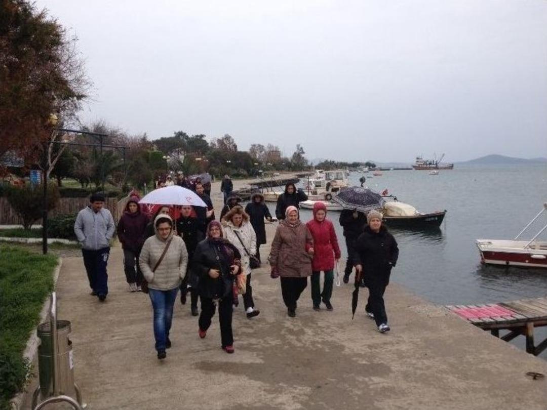 Yarınların G&uuml;&ccedil;l&uuml; Kadınlarından Sportif Kutlama