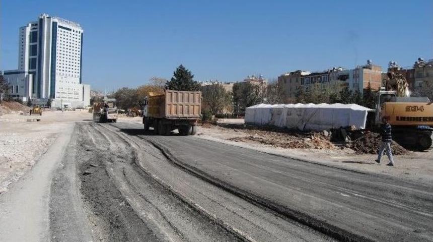 Şanlıurfa&rsquo;da Yol Yapım &Ccedil;alışmaları