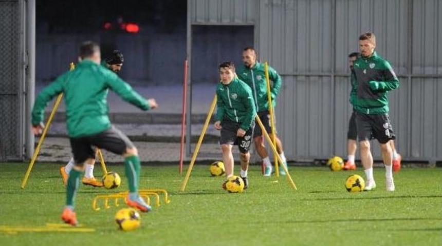 Bursaspor&rsquo;Da Balıkesir Hazırlıkları S&uuml;r&uuml;yor