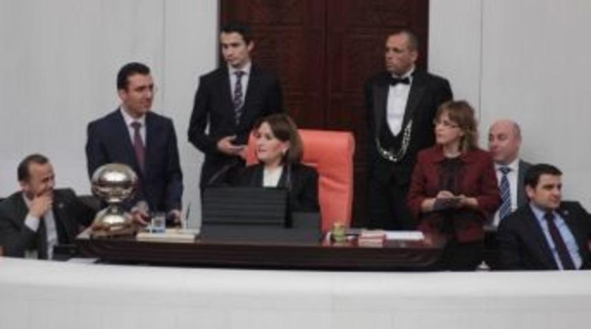 &ldquo;m&uuml;sait&rdquo; Kelimesinin Karşılığı Tbmm G&uuml;ndeminde