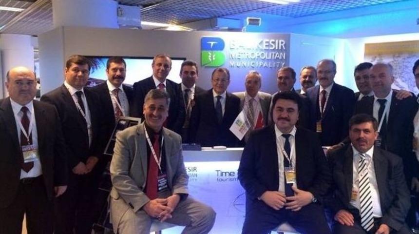 Başkan Uysal Cannes Şehrinde