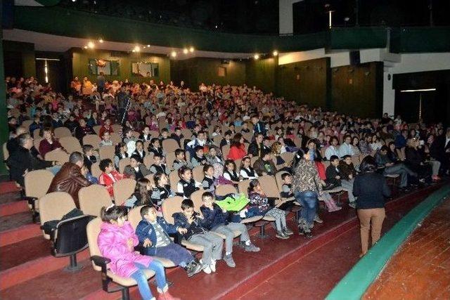 &Ccedil;ocuk Sanat Merkezi &ldquo;perde&rdquo; Dedi 2