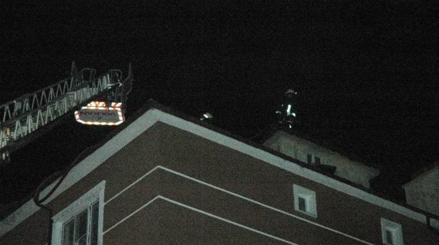 Karaman&rsquo;da &Ccedil;atı Yangını