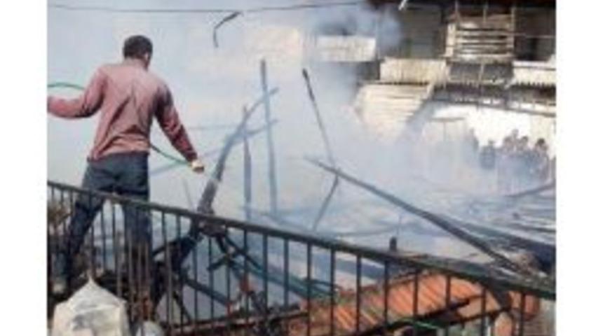 Yangında Tüp Bomba Gibi Patladı