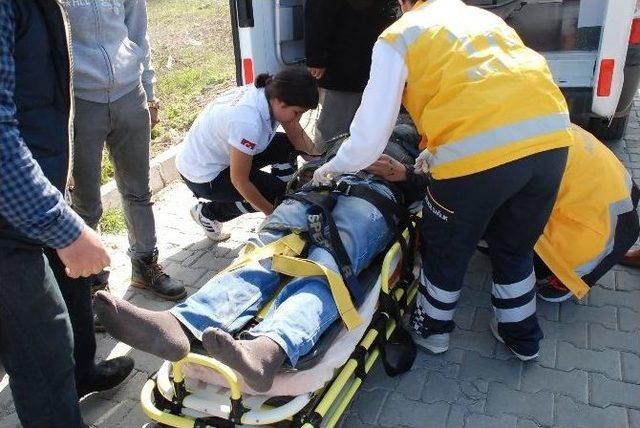 Direksiyon Hakimiyetini Kaybeden Motosiklet Sürücüsü Ağır Yaralandı 1