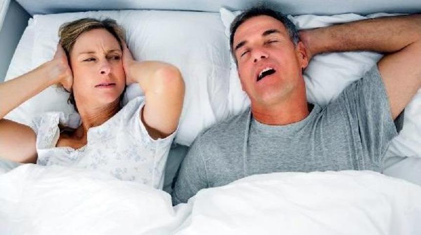 Op. Dr. Ko&ccedil;: Horlama, Y&uuml;ksek Tansiyona Zemin Hazırlıyor