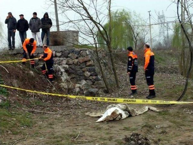 Mudurnu Deresi'nde Intihar Etti, Cesedi 10 Gün Sonra Bulundu