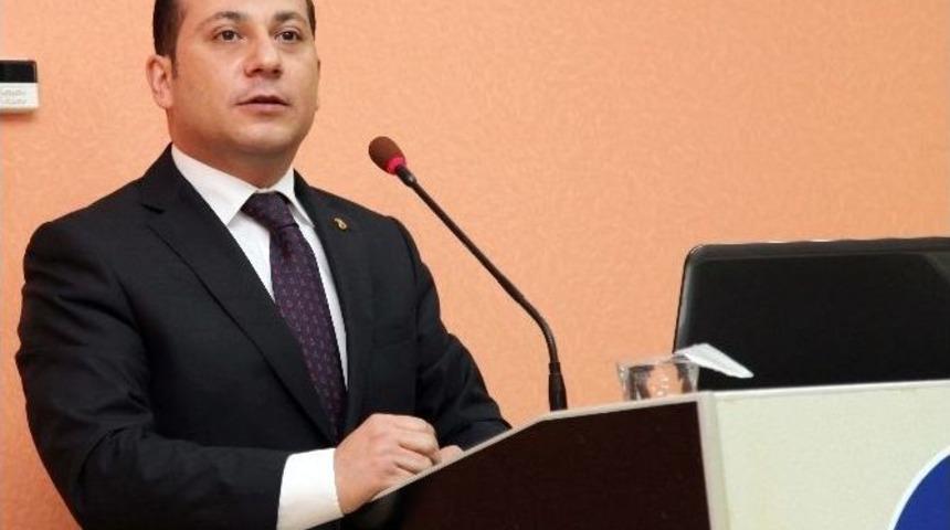 Kişisel Gelişim Ve İnsan Y&ouml;netimi Konferansı Ga&uuml;n&rsquo;de D&uuml;zenlendi