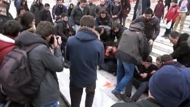 Gezi Parkı Merdivenlerinde Berkin Elvan Eylemine Polis Müdahalesi