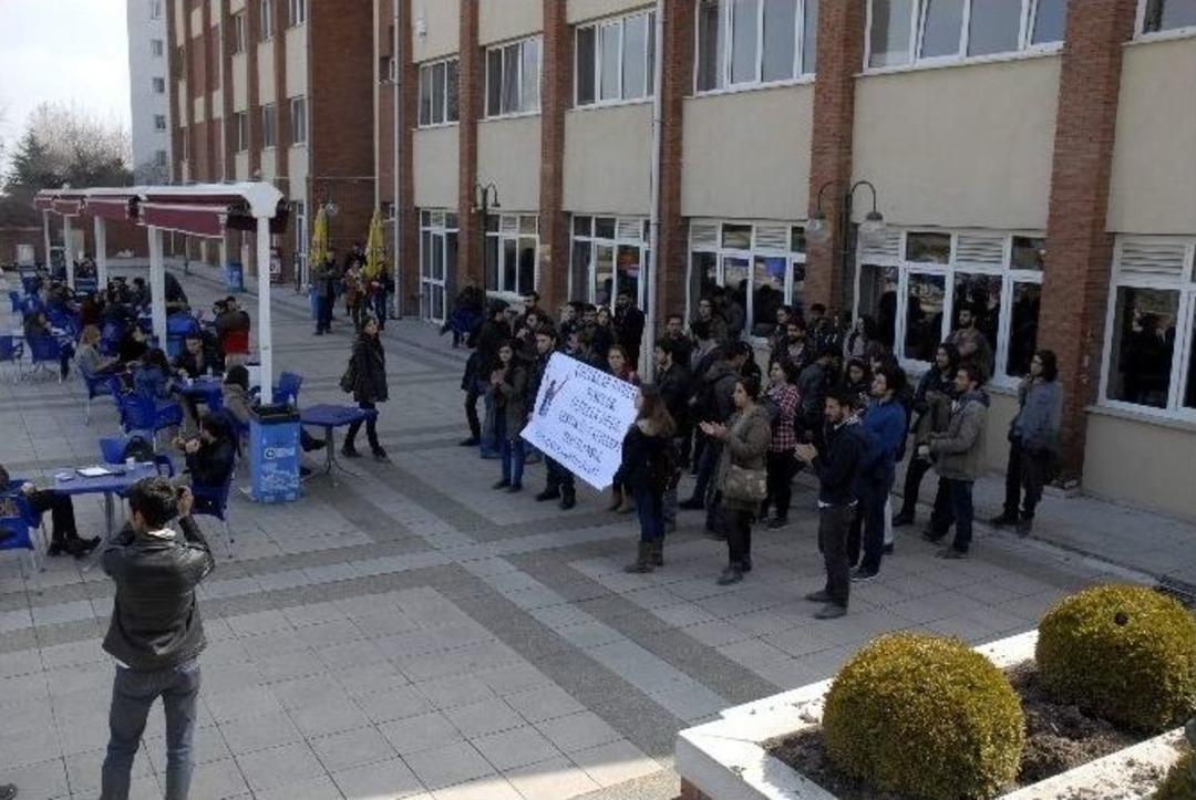 &Uuml;niversite &Ouml;ğrencilerinden &ldquo;berkin Elvan&rdquo; Eylemi