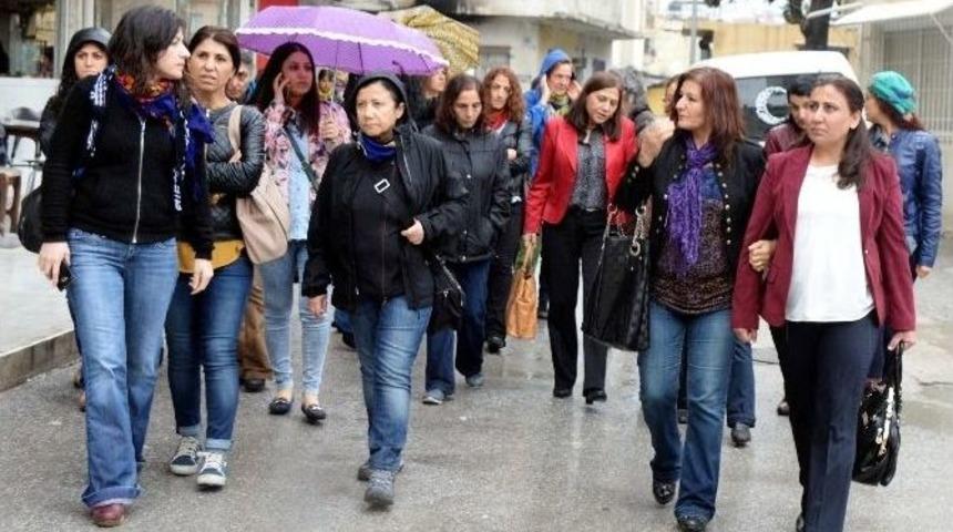 &Ouml;zgecan Cinayeti Avrupalı Kadınları Şok Etti