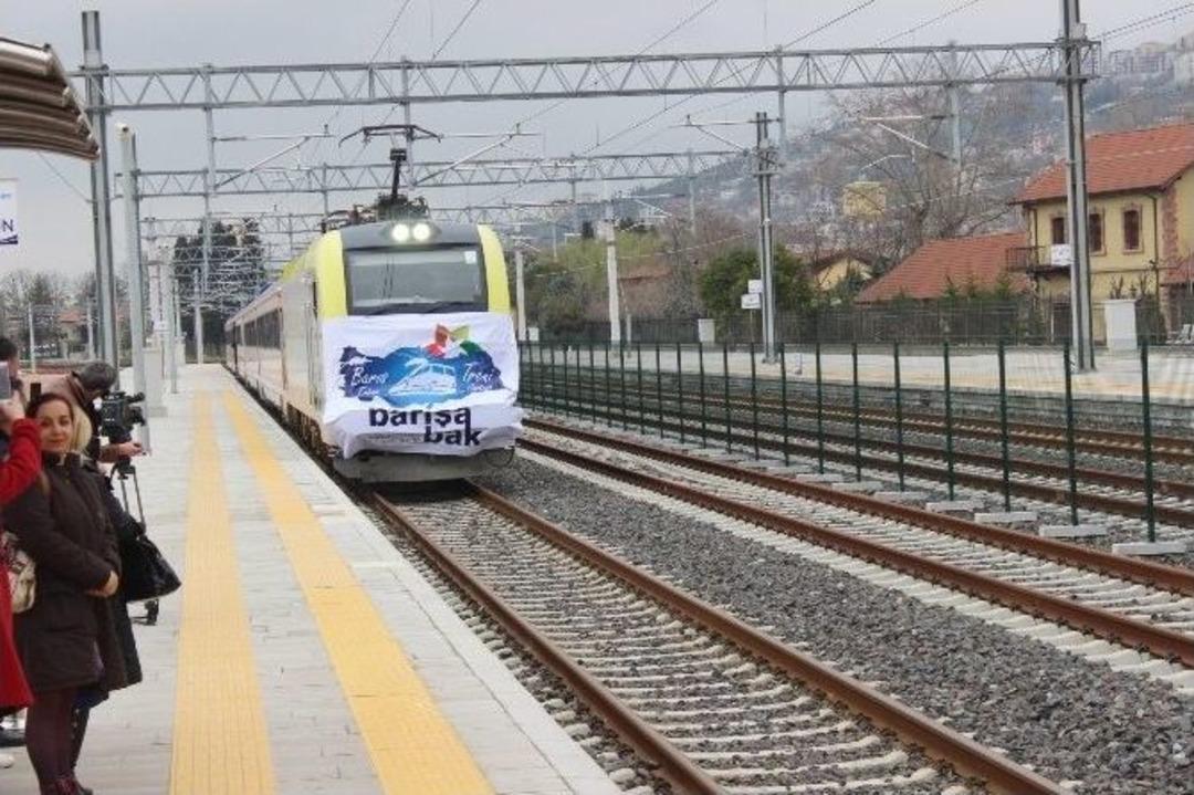 Barış Treni&rsquo;nin İlk Durağı Kocaeli Oldu