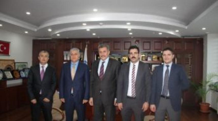 Başm&uuml;fettişler Başkan Turan&rsquo;ı Ziyaret Etti
