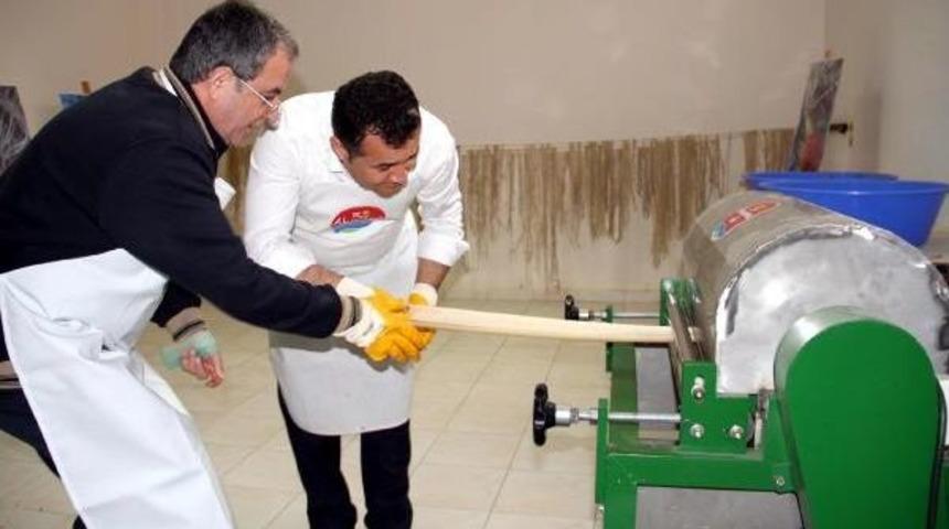 Alanya'da Muz Lifinden Iplik &Uuml;retilecek