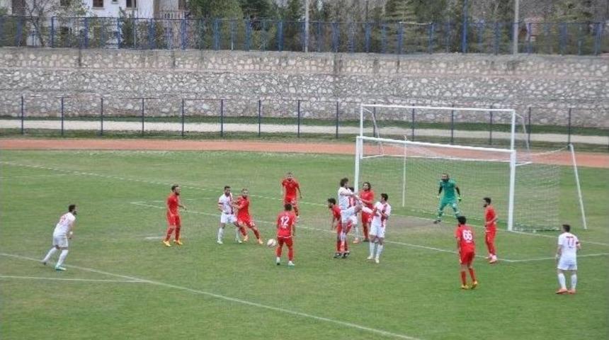 Niğde Belediyespyor:2 - Gaziosmanpaşa: 2