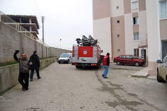 Tekirdağ’da Bir Evin Mutfağında Çıkan Yangın Paniğe Sebep Oldu