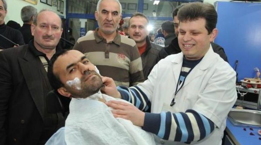 Kocaeli Berberler Odası'ndan 'jiletler &Ccedil;&ouml;pe Atılmasın' Kampanyası