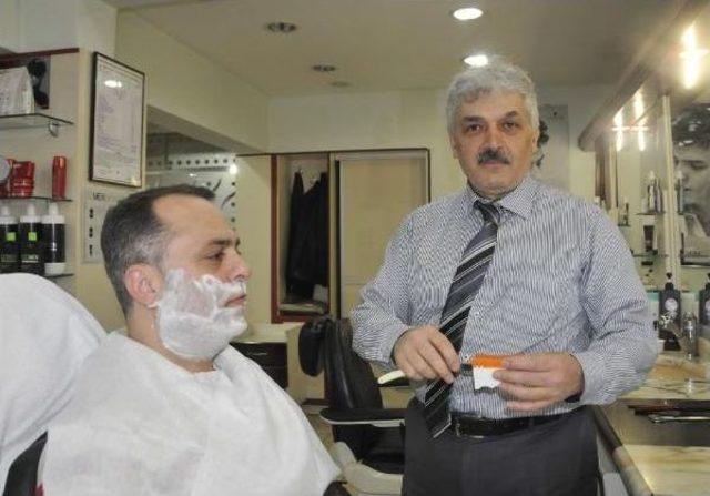 Kocaeli Berberler Odası ndan jiletler Çöpe Atılmasın Kampanyası 2