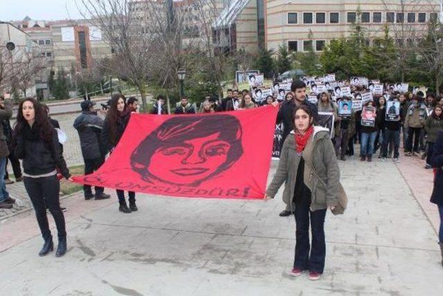 Berkin Elvan I&ccedil;in Dilek Feneri U&ccedil;urdular 2