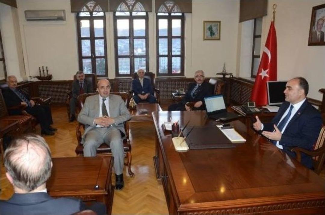 Mhp&rsquo;liler, Vali G&uuml;naydın&rsquo;ı Ziyaret Etti