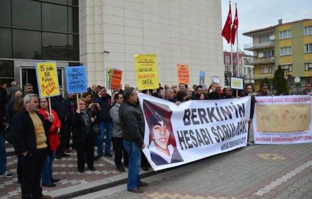 Erdoğan a Hakaretten 41 Sanık Akhisar da Hakim Karşısında 1