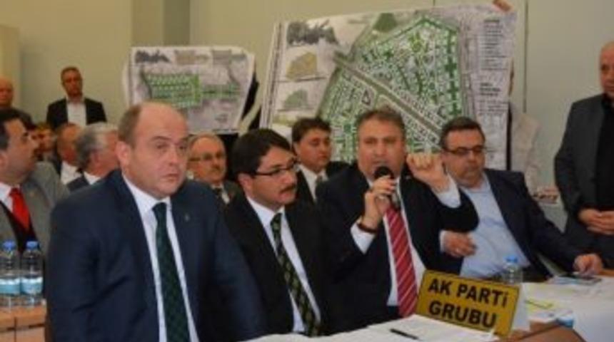 Başkan &Ccedil;er&ccedil;i, Arsa Tartışmalarını Değerlendirdi