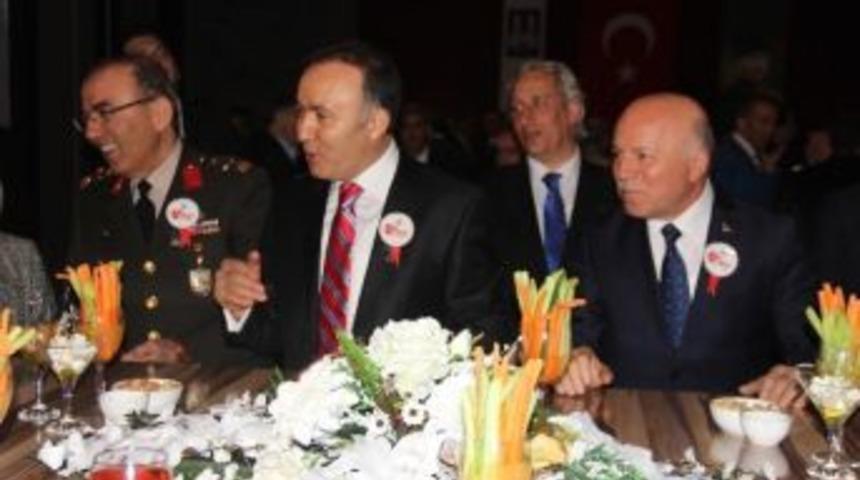 Erzurum&rsquo;da &ldquo;12 Mart&rdquo; Resepsiyonu