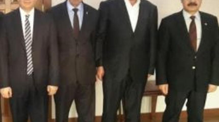 Van Esob&rsquo;dan Vali Taşyapan&rsquo;a Ziyaret