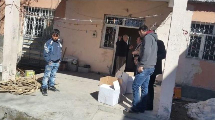 Din G&ouml;revlilerinden Anlamlı Yardım