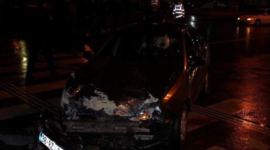 Kayseri&rsquo;de Trafik Kazası: 1 &Ouml;l&uuml; 4 Yaralı