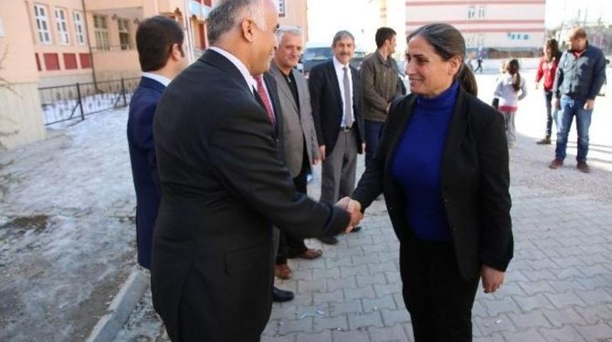 Eş Başkanlardan &rsquo;şampiyon &Ouml;ğrencilere Ziyaret