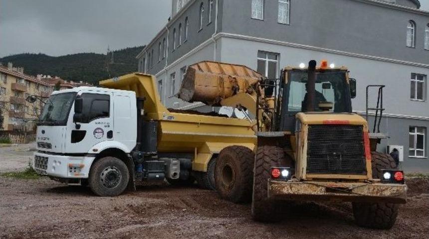 K&ouml;rfez&rsquo;de İbadethaneler Bakımdan Ge&ccedil;iriliyor
