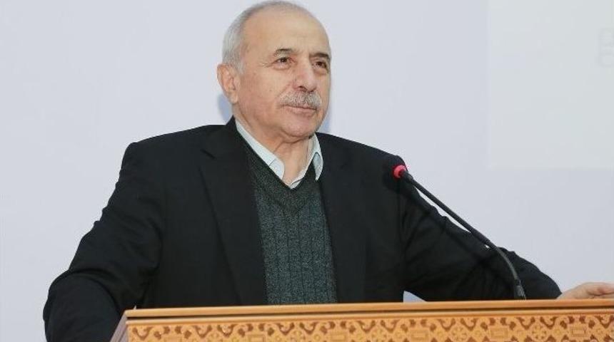 Erciyes &Uuml;niversitesi&rsquo;nde Gen&ccedil;lik Ve Geleceğimiz Konferansı