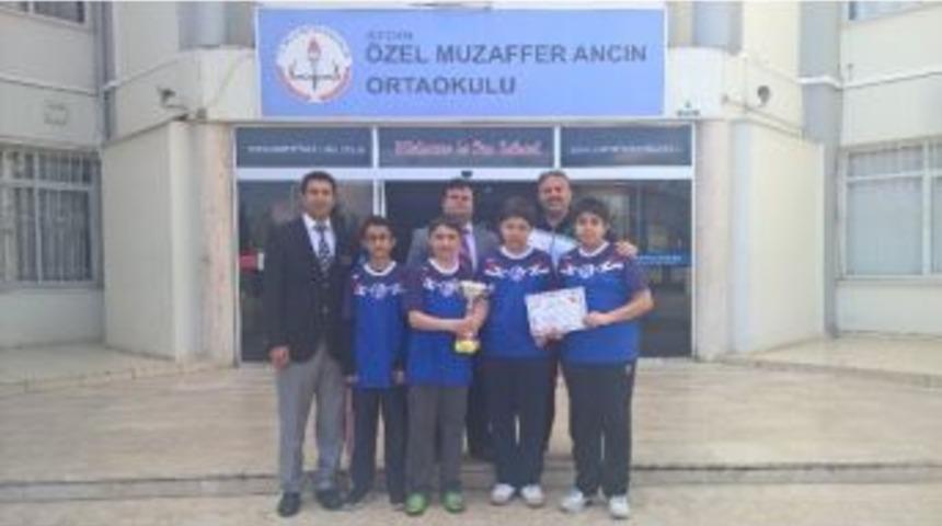 &Ouml;zel Muzaffer Ancın Koleji Masa Tenisinde Şampiyonluğu Kimseye Kaptırmıyor