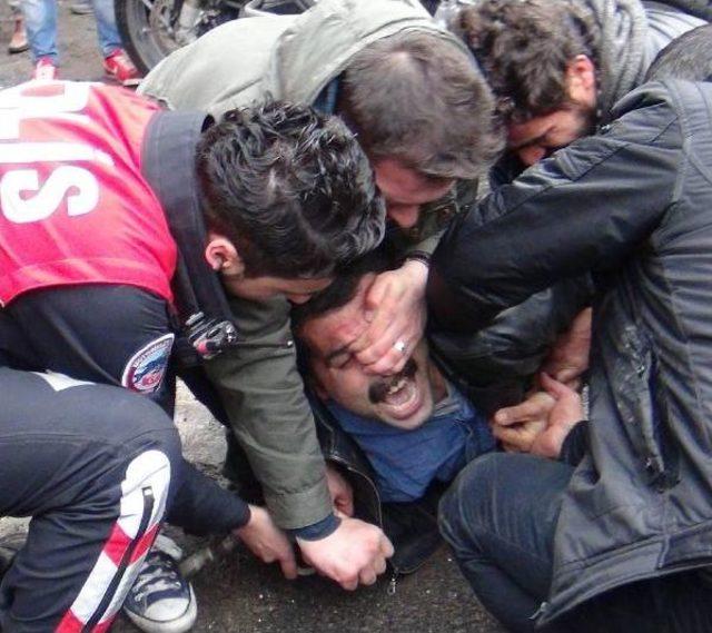 Şanlıurfa&rsquo;Da Berkin Elvan Eyleminde Gerginlik: 11 G&ouml;zaltı 1