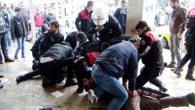 Şanlıurfa&rsquo;Da Berkin Elvan Eyleminde Gerginlik: 11 G&ouml;zaltı 2
