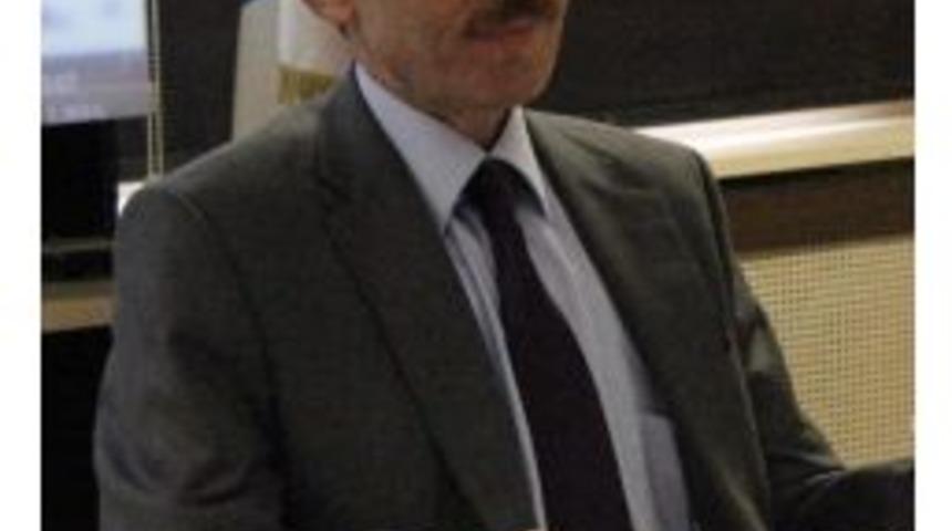 Kur-an&rsquo;ı Kerim&rsquo;i Arap&ccedil;a&rsquo;dan İngilizceye &Ccedil;eviren Niyazi Kahveci Kırşehir&rsquo;den Rekt&ouml;r Adayı Olduğunu A&ccedil;ıkladı