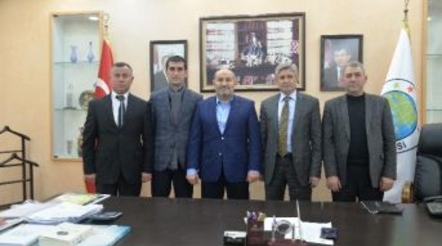 Gen&ccedil;, P&uuml;sk&uuml;ll&uuml;&rsquo;y&uuml; Ziyaret Etti