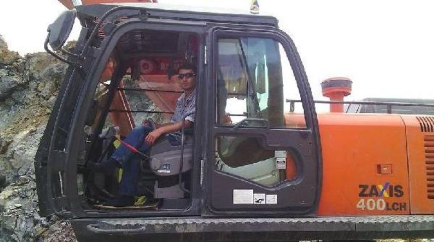 Baraj Inşaatında Heyelan: 2 &Ouml;l&uuml;