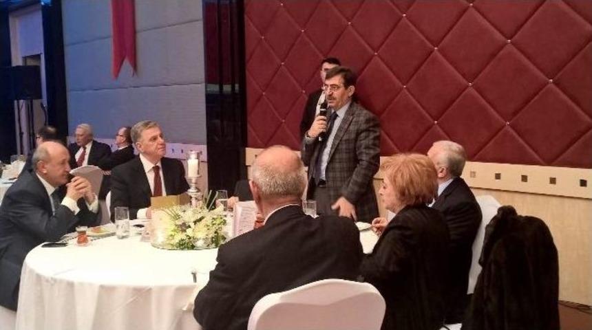 Bakan G&uuml;ll&uuml;ce, Eski Bakanlarla Bir Araya Geldi