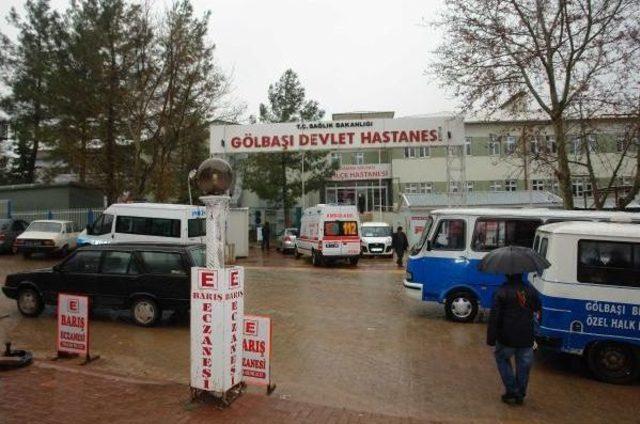 G&ouml;lbaşı&rsquo;Nda Sobadan Zehirlendiler: 1 &Ouml;l&uuml;, 2 Yaralı 3