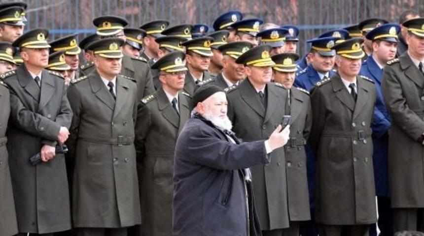 Erzurum'un 97'nci Kurtuluş Yıld&ouml;n&uuml;m&uuml; Kutlandı