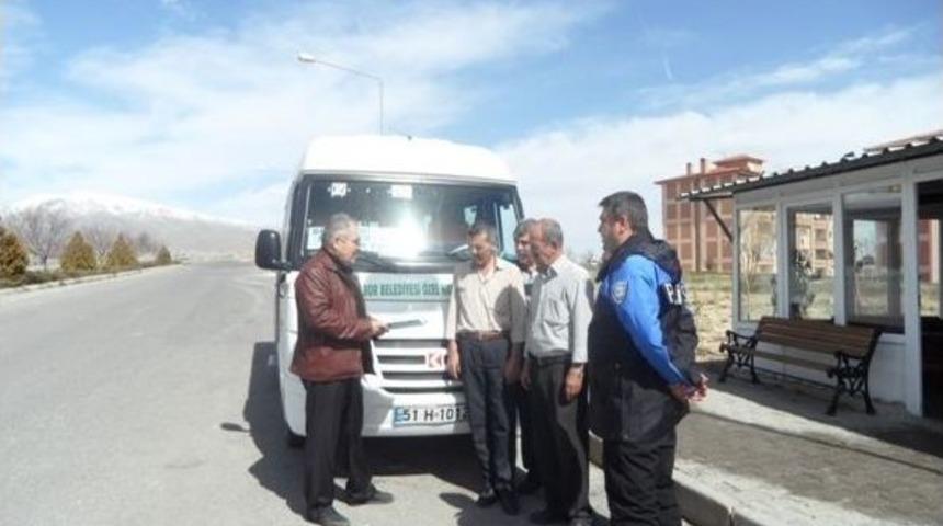 Bor İl&ccedil;e Emniyeti Minib&uuml;s&ccedil;&uuml;leri Bilgilendiriyor