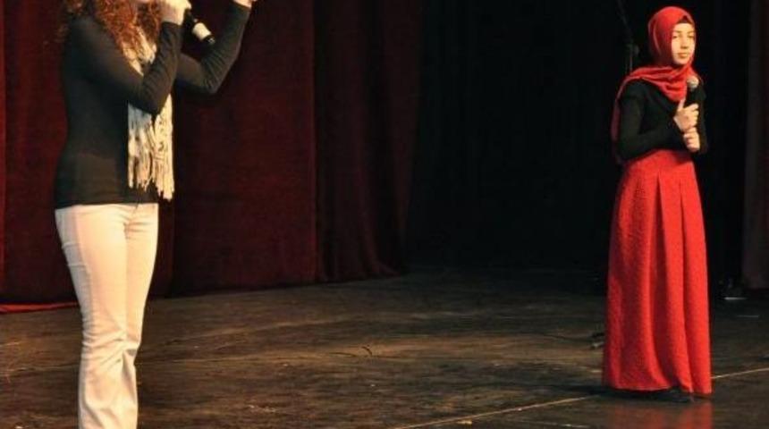 Sivas'ta İstiklal Marşı'nın Kabul&uuml;n&uuml;n 94'&uuml;nc&uuml; Yıld&ouml;n&uuml;m&uuml; Kutlandı